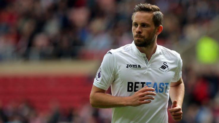 比朔夫：祝贺卡尔完成德青队首秀，他每次拿球观众都惊叹不已