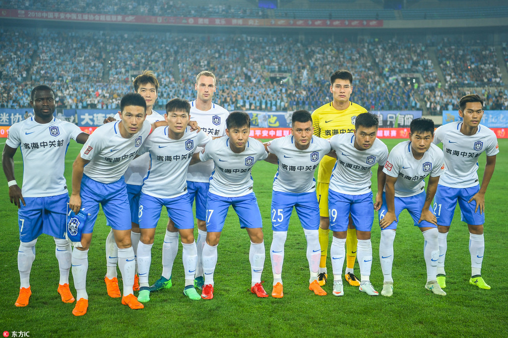 官方和三个媒体平台评选的2025中超最佳球员、教练、阵容对比（2025中超官方与三大媒体评选对比：最佳球员、教练与阵容）