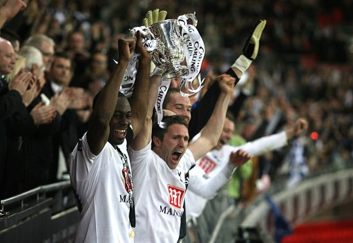 乌尔比希：能与诺伊尔、乌尔赖希一起训练很重要，他们很优秀