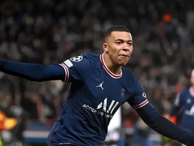 篮球勇士年轻球员表现亮眼