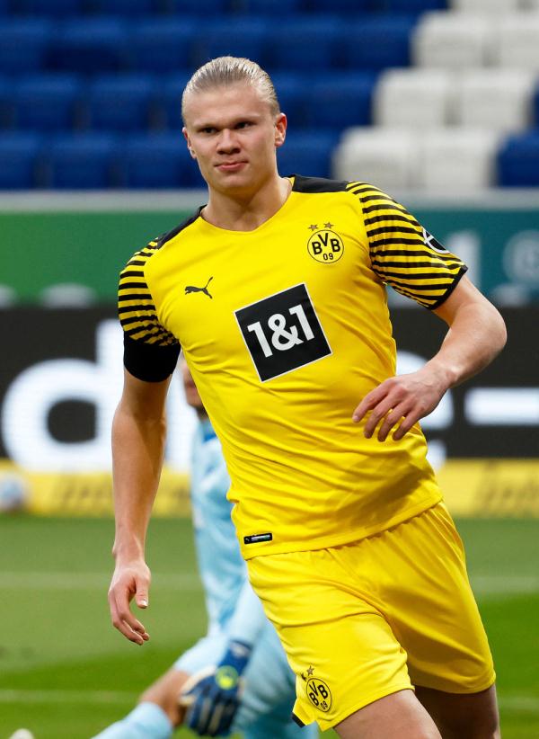 科里纳：既然具备核查条件，为何不能在角球判罚引入VAR？