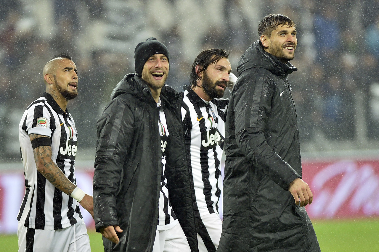 绿帽哥：皇马董事会今晨7点召见阿隆索，紧急召开危机会议