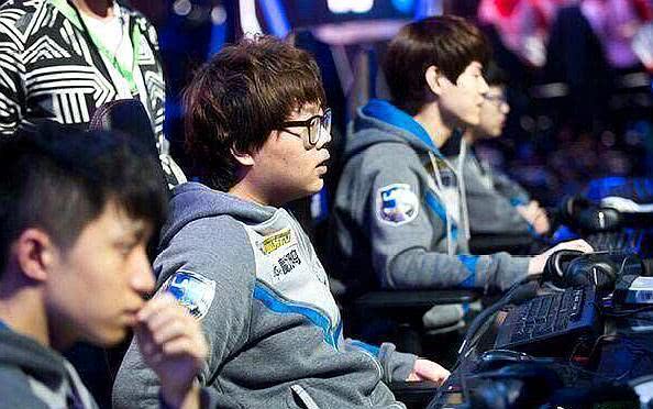 NiP在输给G2后股价下跌