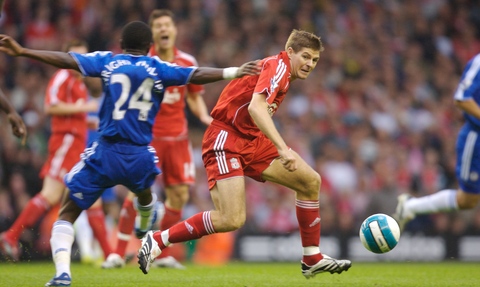 就在今天，12月8日凌晨！中超传来了青岛西海岸、武汉三镇和海港的新消息