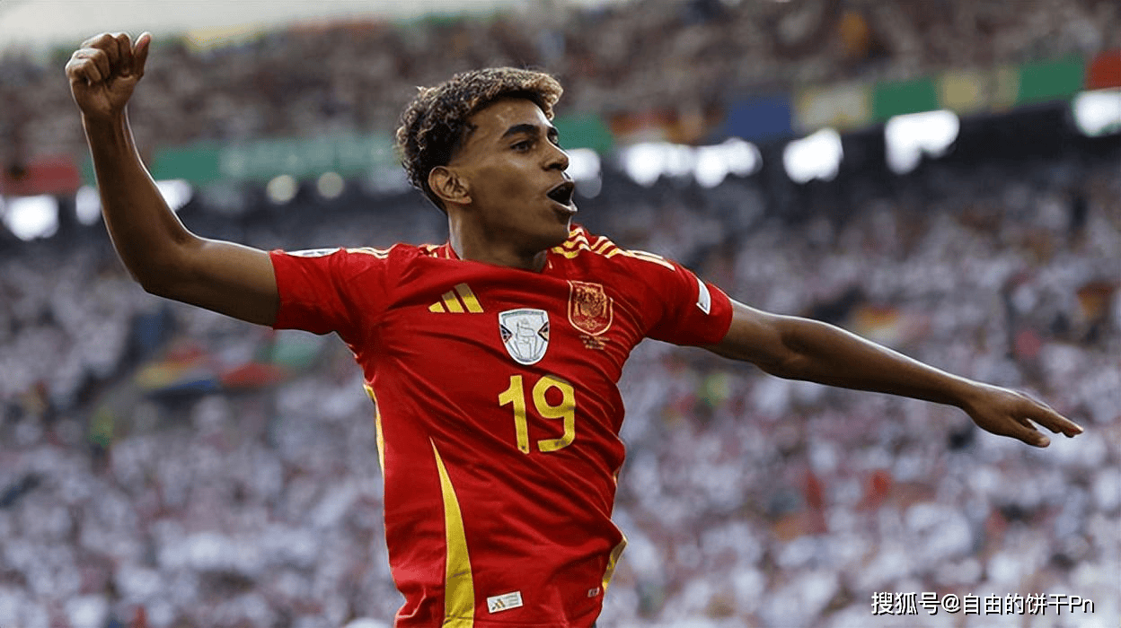 本菲卡客场2-0阿贾克斯，萨穆埃尔-达尔、巴雷罗建功